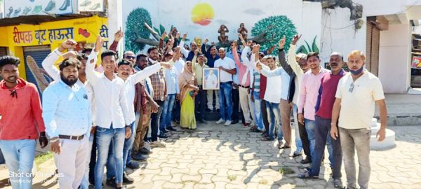 कांग्रेसियों ने किया बापू को याद