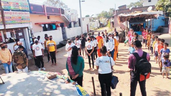 राष्ट्रपिता की पुण्यतिथि पर डाइट में प्रार्थना सभा