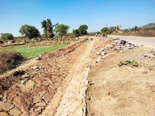 बानो जलाशय नहर मरम्मत-विस्तारीकरण से पानी की कमी होगी दूर, सैकड़ों किसान लाभांवित होंगे