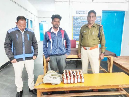 अवध शराब जब्त, एक गिरफ्तार