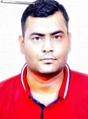 इंजीनियर ने ट्रेन से कटकर दी जान