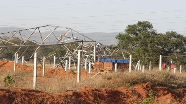 हाई वोल्टेज बिजली टॉवर गिरने से 4 की मौत, 3 घायल