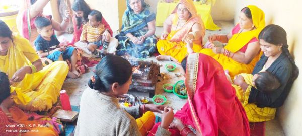 गायत्री महायज्ञ के साथ 5 पालियों में यज्ञ