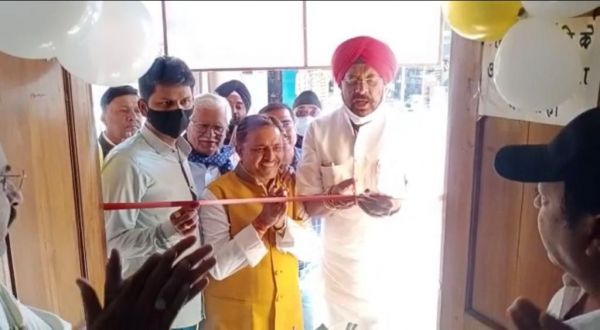 जुनेजा  ने बढ़ते कदम के फिजियोथेरेपी अस्पताल का किया लोकार्पण