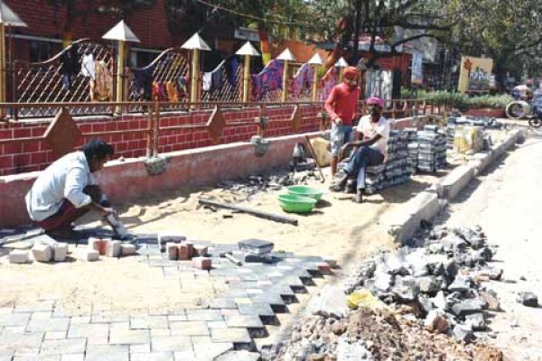 रायपुर, 7 फरवरी। कुछ माह पहले आत्मानंद इंग्लिश स्कूल