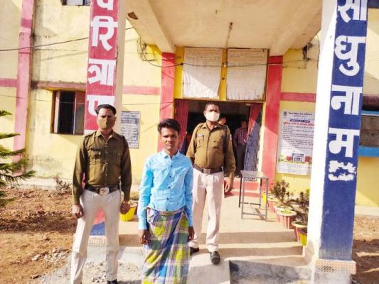 सटोरिये चढ़े पुलिस के हत्थे