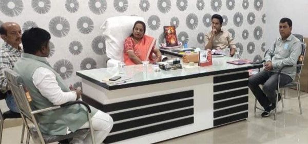 बिना अनुमति मकान-दुकान बनाने वालों से होगी टैक्स वसूली-शशि सिन्हा