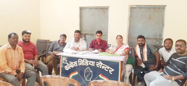 जनहितकारी योजनाओं को पहुंचाएं घर-घर-आलोक