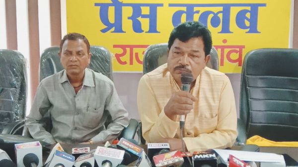 छन्नी पर हमलावर हुआ आदिवासी समाज, पति के आपराधिक कृत्य को राजनीतिक रंग देने का आरोप