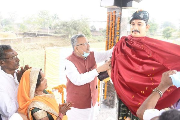 शहीद कभी मरते नहीं, वे अमर होते हैं-रमन