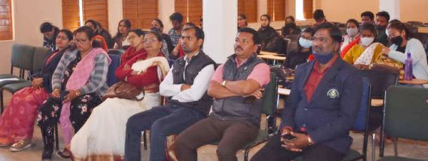 साइंस कार्निवाल पर विविध कार्यक्रम