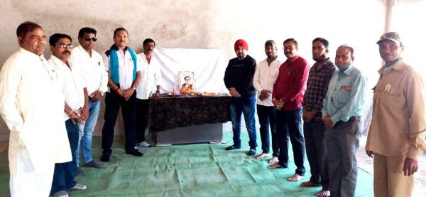 श्यामाचरण शुक्ल को दी श्रद्धांजलि
