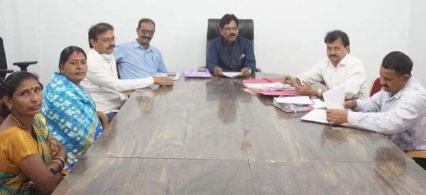 पेंशनधारी को सुविधा तथा जरूरतमंदों की सहायता करने दिए सुझाव