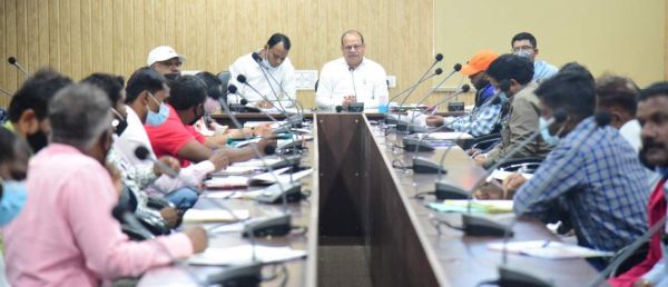कर्मचारियों व एक दिवसीय प्रशिक्षण कार्यशाला