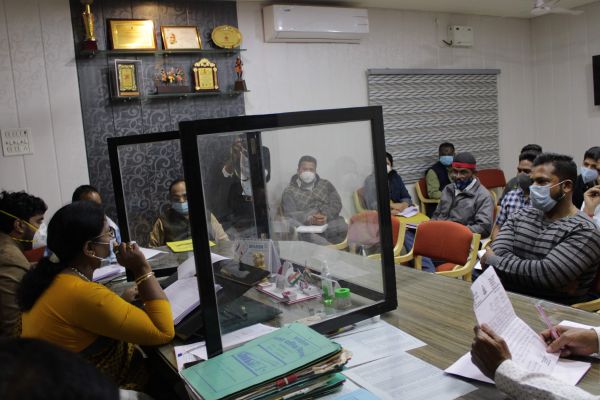 महापौर ने की बजट एवं निर्माण कार्यो की समीक्षा