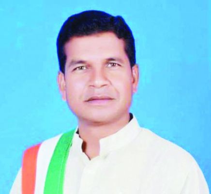 दलेश्वर की पत्नी को मिली स्वेच्छानुदान राशि पर मरकाम ने कहा-उन्हें पता नहीं
