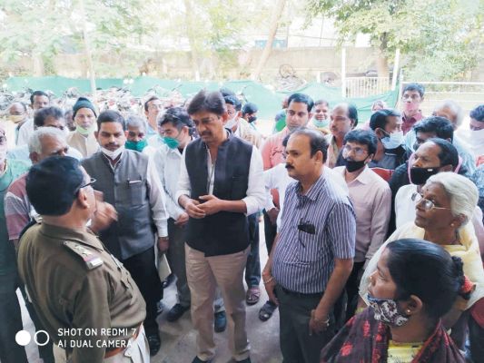 सहारा प्रमुख पर मामला दर्ज की मांग, 25 को नदी मोड़ पर करेंगे चक्काजाम 