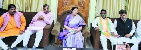 विस चुनाव में भाजपा को जिताएं-पुरंदेश्वरी