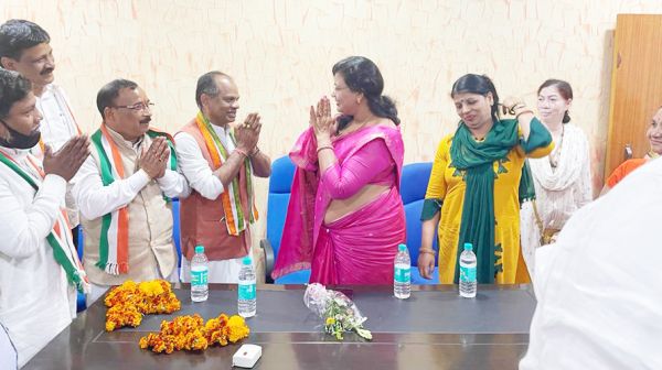 नवनियुक्त पदाधिकारियों के शपथ ग्रहण का कार्यक्रम आयोजित  