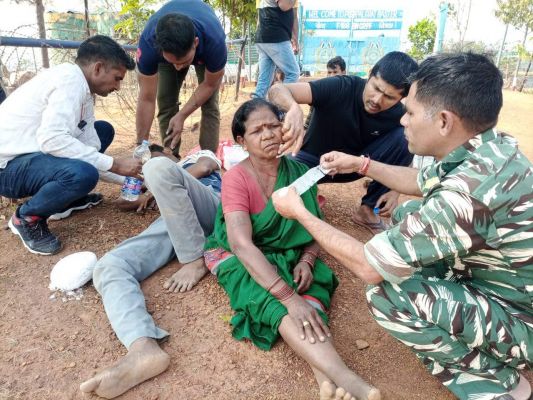 पुष्पाल घाट में वाहन दुर्घटनाग्रस्त, 4 घायल