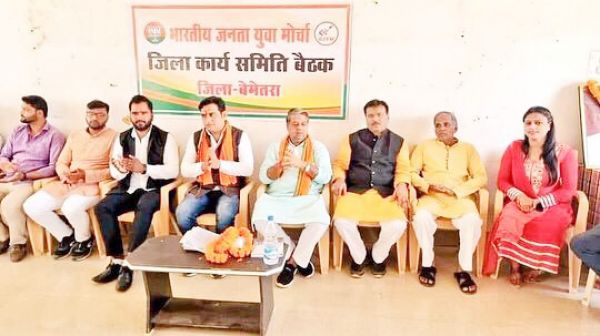 युवा मोर्चा फ्लॉवर नहीं फायर है-आलोक