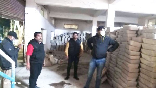 अनुपस्थित कर्मियों पर होगी कार्रवाई