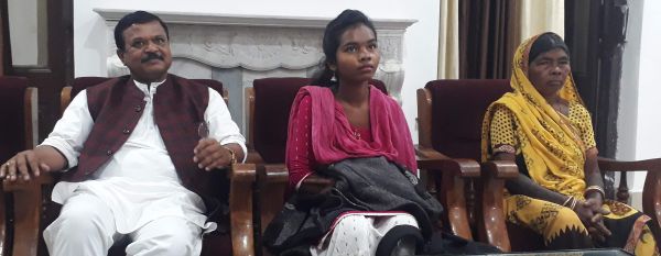 बरियों क्रशर में आदिवासी युवक की मौत, संचालक के खिलाफ न पुलिस जांच न एफआईआर-आरोप