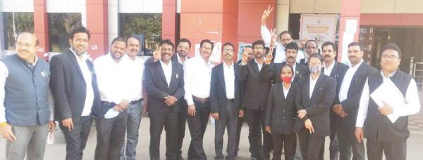 अधिवक्ता संघ ने राज्यपाल व मुख्यमंत्री के नाम सौंपा ज्ञापन