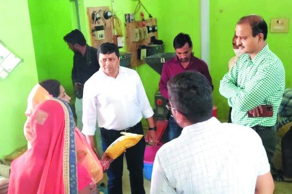 समूह की महिलाएं खाद्य प्रसंस्करण के क्षेत्र में रच रहीं नए कीर्तिमान