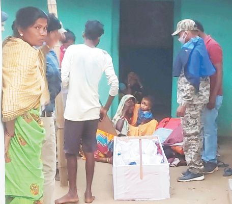 धर्मांतरण किए बुजुर्ग की मौत, गांव में दफन करने ग्रामीण और परिवार के बीच विवाद