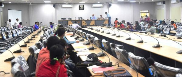 विशेष कर्मचारी चयन बोर्ड के 107 पदों के लिए पहले दिन का दस्तावेज सत्यापन