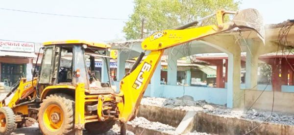 पुराना शेड तोडऩे की बात पर कांग्रेस-भाजपा में ठनी