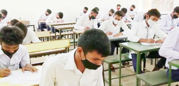 नीट-जेईई के फॉर्म भरने वाले बच्चे को प्रशासन देगी मुफ्त में कोचिंग
