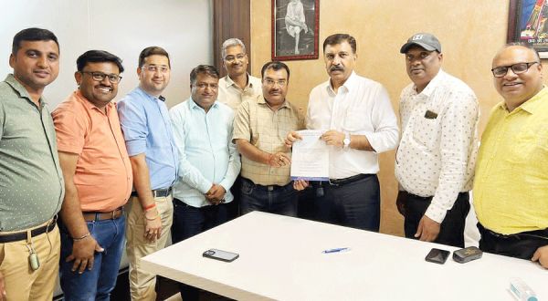 अभिषेक युवा चेंबर ऑफ कामर्स एवं डॉ.ईति महिला अध्यक्ष मनोनीत