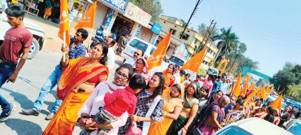  ढोल-नगाड़े के साथ स्वर्णकार समाज ने निकाली महारैली