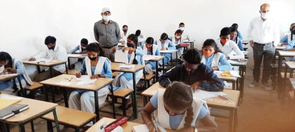  उडऩदस्ता दल ने किया परीक्षा केंद्रों का निरीक्षण