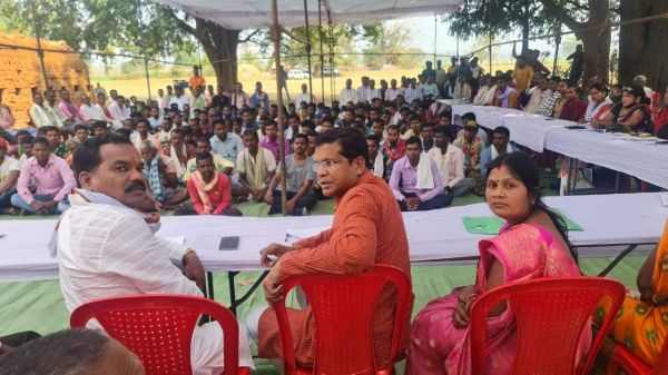अधिक से अधिक लोगों को कांग्रेस से जोडऩे का आह्वान