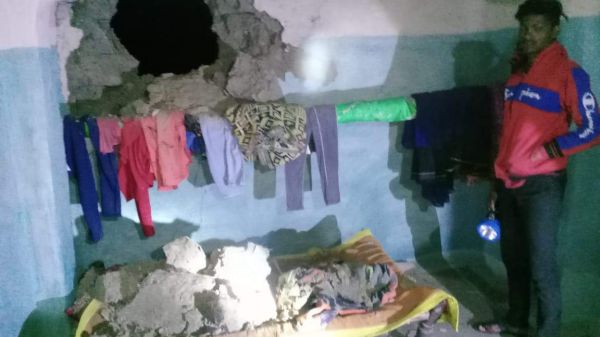 हाथियों ने घरों को पहुंचाया नुकसान, वन अमला रख रहा है नजर