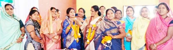 नारी कल्याण के लिए महिला जनप्रतिनिधियों को आगे आना होगा- शारदा