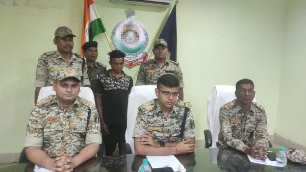 छिंदरस के पैसे न देने पर शिक्षक की हत्या