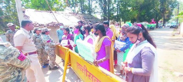 स्थानीय निवासियों को प्राथमिकता नहीं देने का विरोध
