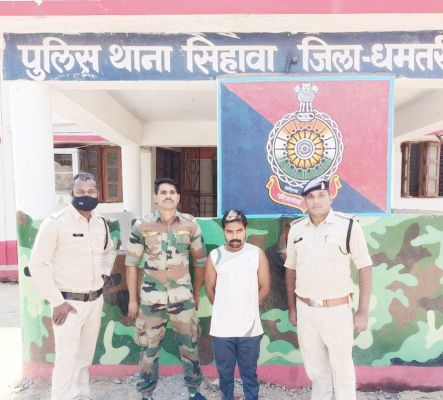 दानपेटीे चोरी, गिरफ्तार