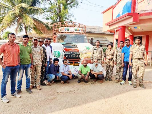 2 करोड़ के सफेद चंदन की तस्करी, कर्नाटक-ओडिशा के 4 बंदी