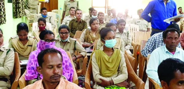 बैठक में इमली खरीदी पर दिशा निर्देश