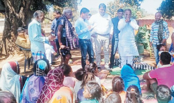 सर्व समाज के लिए निरंतर विकास कार्य कर रही भूपेश सरकार-कमरो