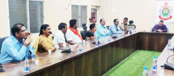 होली को लेकर हुई शांति समिति की बैठक