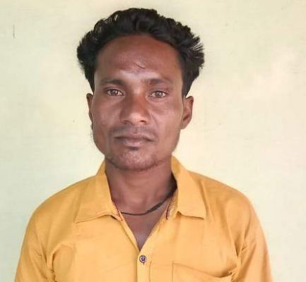 2 महिला समेत 3 नक्सलियों का समर्पण