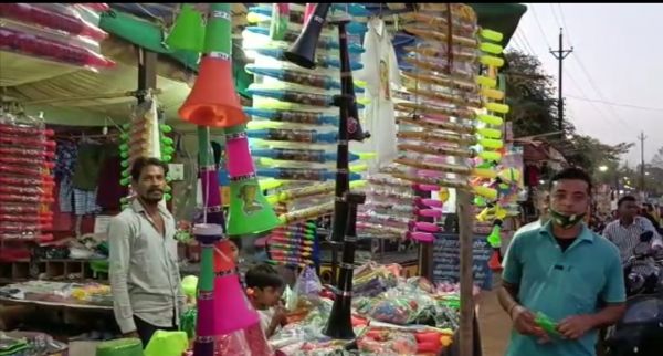 होली का पर्व पास और महंगाई से टूट रही खुशियों की आस