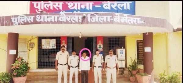 फर्जी दस्तावेज बनाकर बेच दी सरकारी जमीन, गिरफ्तार