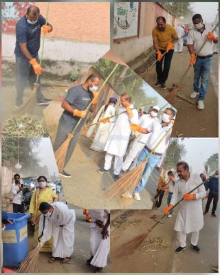 जनप्रतिनिधियों व समाजसेवी संस्थाओं ने साफ-सफाई कर दिया स्वच्छता का संदेश